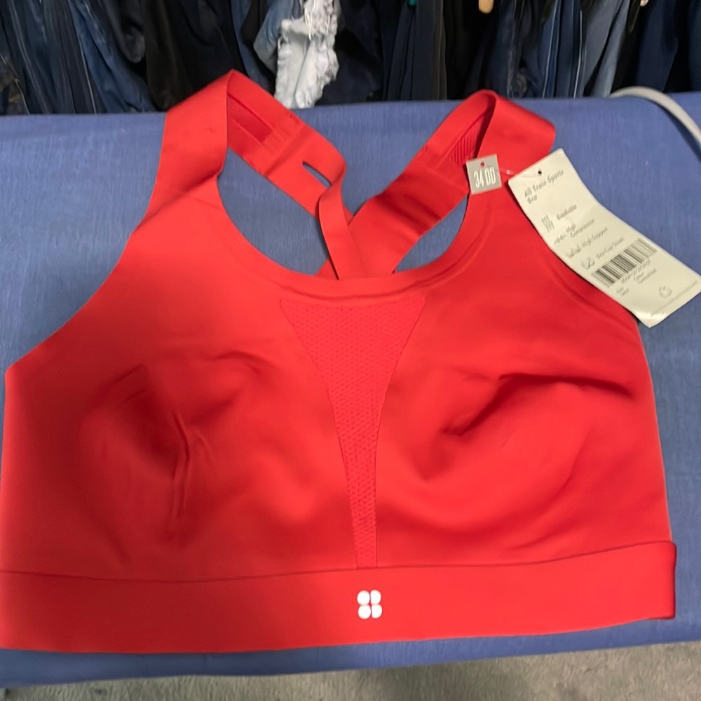 Sports bra